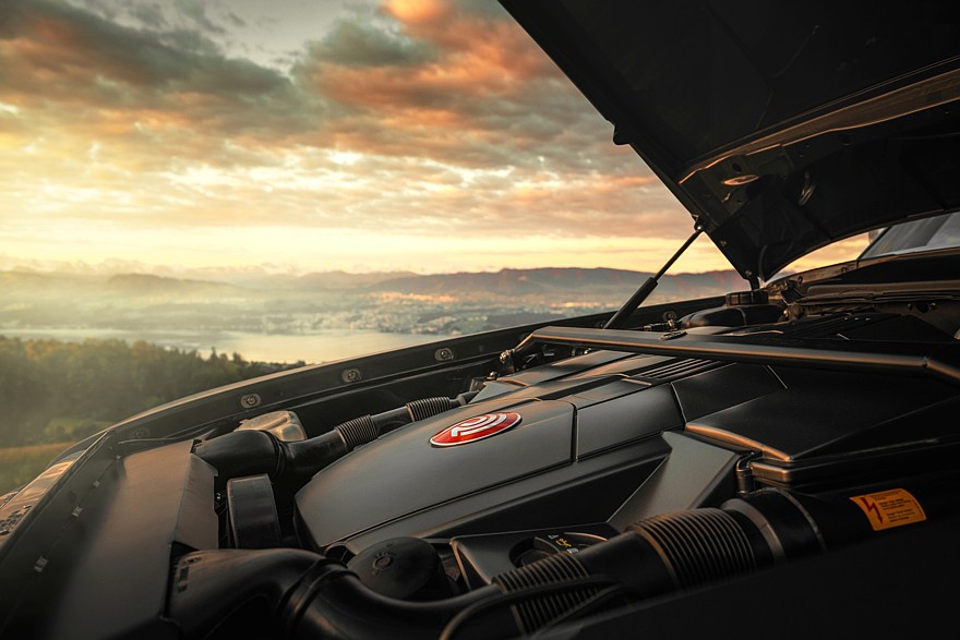 Тюнеры переходят на классику: рестомод от Pogea на базе Mercedes-Benz 450 SL