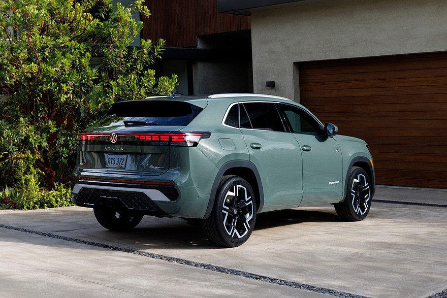 Новый Volkswagen Atlas Cross Sport