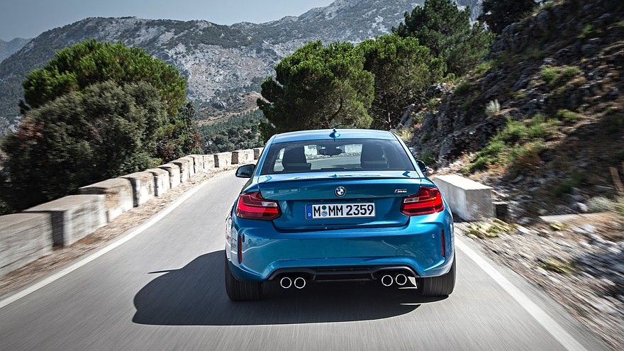 P90199690_highRes_the-new-bmw-m2-coupe