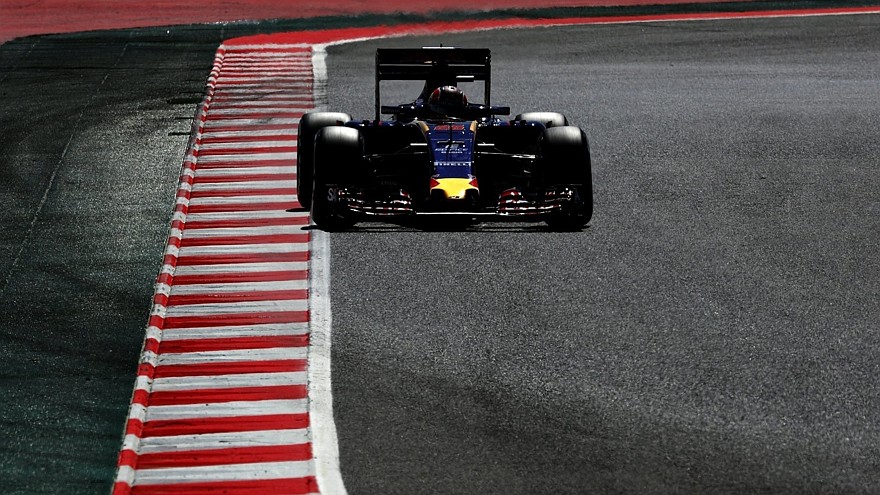 В следующем году в Toro Rosso хотят получить новый двигатель