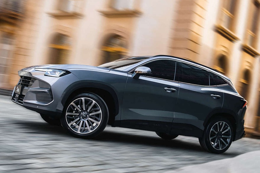 Глобальный Soueast S06