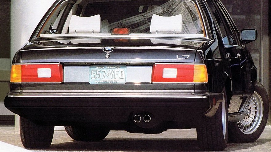 На фото: BMW L7 (E23) '1986–87