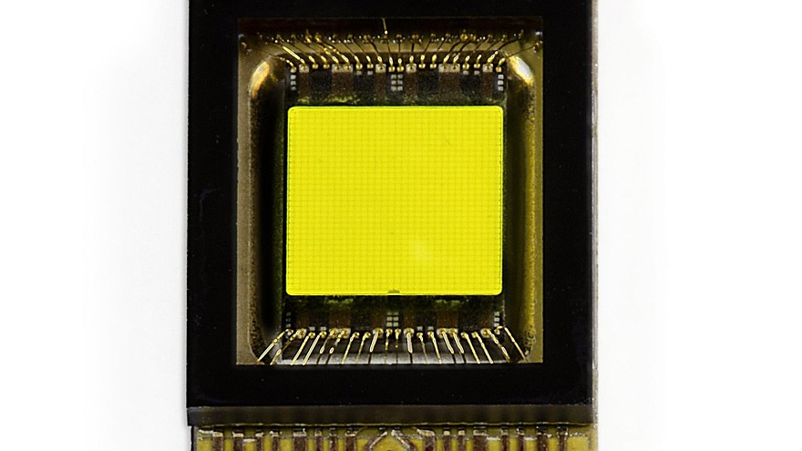 mercedes-benz-smart-pixel-leds (1)
