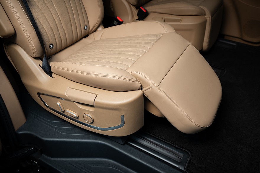 Брат из Китая приехал: тест-драйв JAC RF8