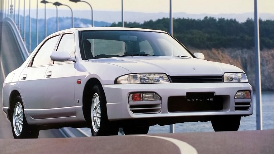 На фото: Nissan Skyline R33 '1993–98