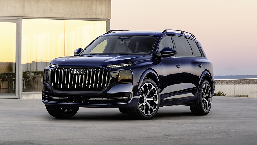 На фото: Audi Q9