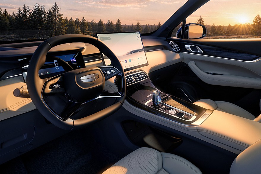 Гибрид Geely Boyue L i-HEV