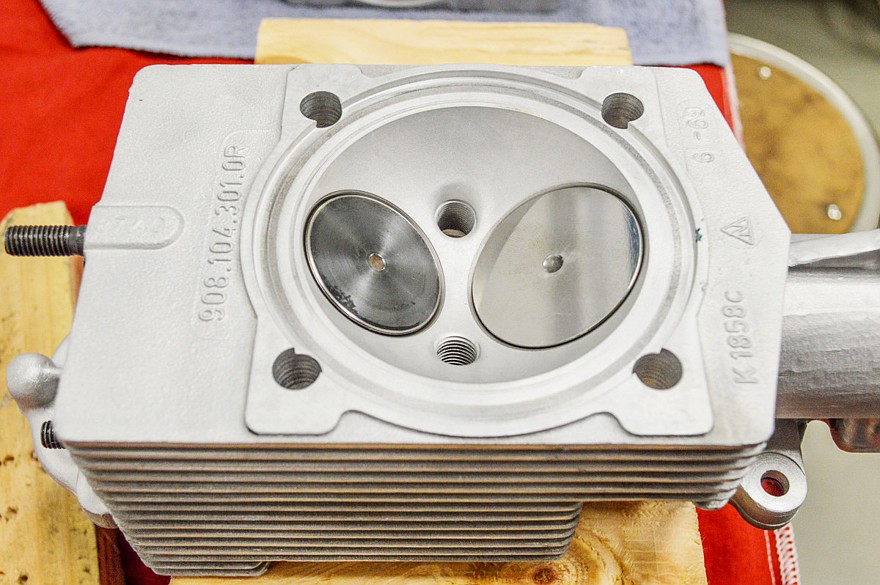 Porsche 917: убить пилота, унизить конкурентов, попасть под запрет и всё же стать легендой