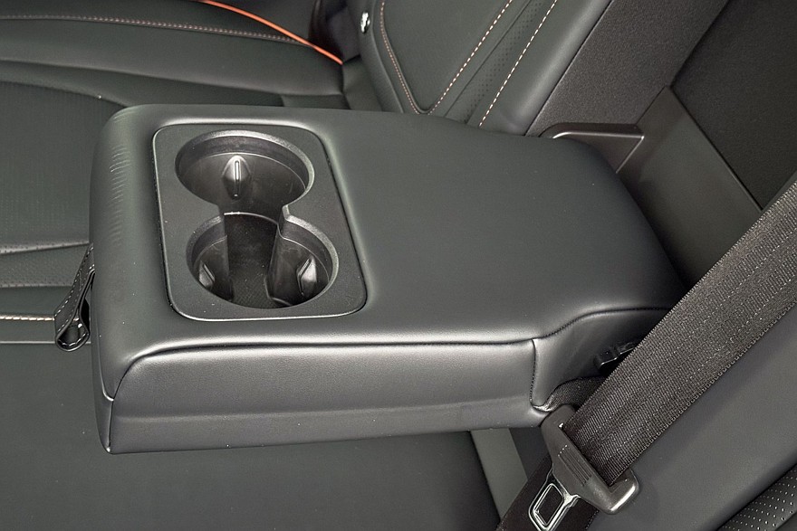 Меньше бутафории, больше смысла: тест-драйв Jetour T1