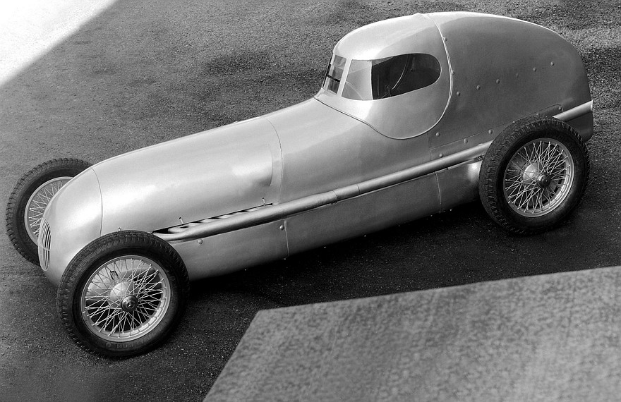 На фото: Mercedes-Benz (W25) '1934