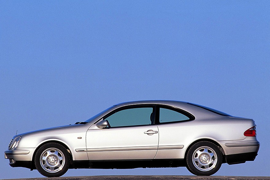В случае с CLK многое в восприятии дизайна зависело от цвета кузова, ракурса и колёсных дисков