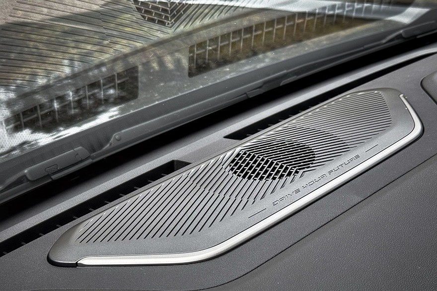 Меньше бутафории, больше смысла: тест-драйв Jetour T1