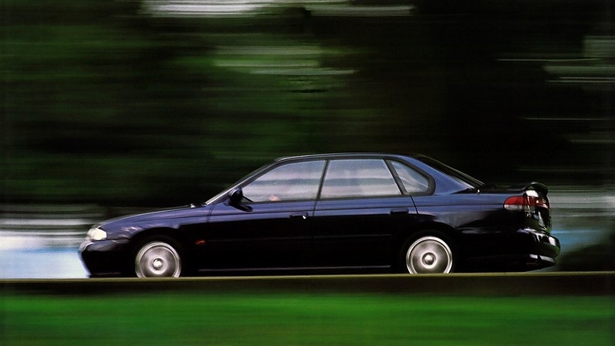 На фото: Subaru Legacy RS (BD) '1993–1996