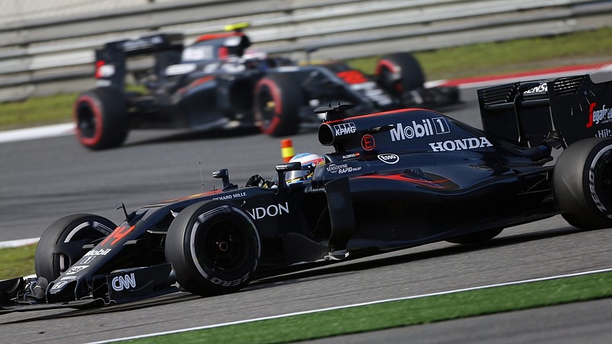 Говорят, что Вандорн ведёт борьбы за место в команде McLaren в сезоне 2017 года с Дженсоном Баттоном