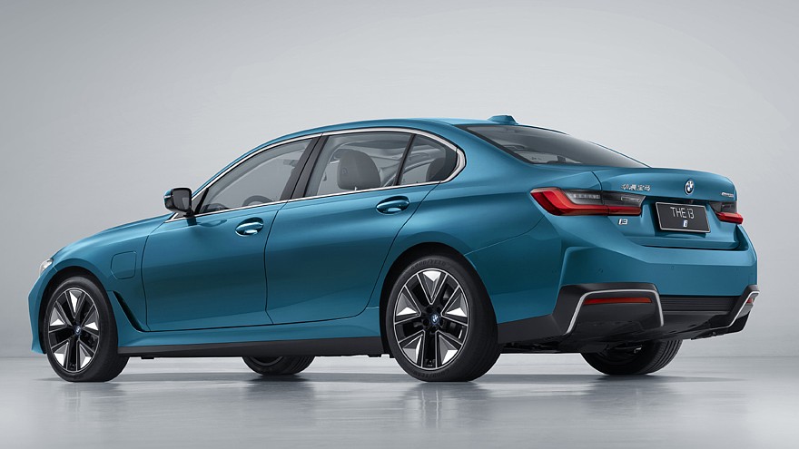 Нынешний седан BMW i3 (G28)