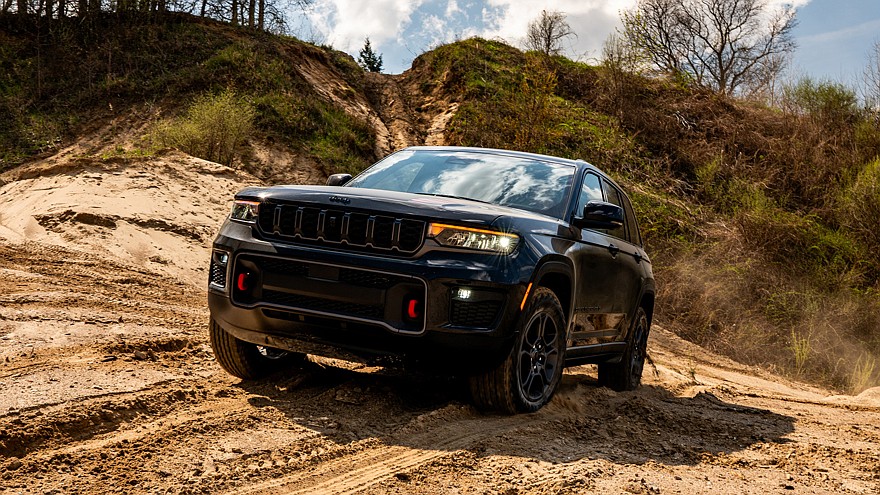 На фото: Jeep Grand Cherokee Trailhawk