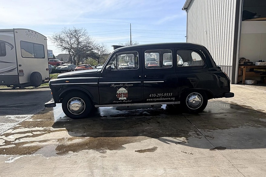 LTI Fairway, Фото: bringatrailer.com