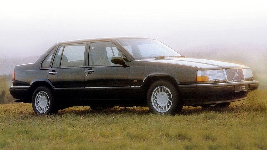На фото: Volvo 960 '1990–1994
