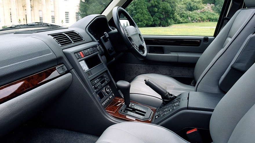 На фото: Интерьер Range Rover '1994–2002