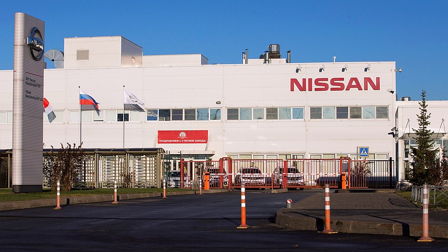 На фото: здание завода Nissan в Санкт-Петербурге