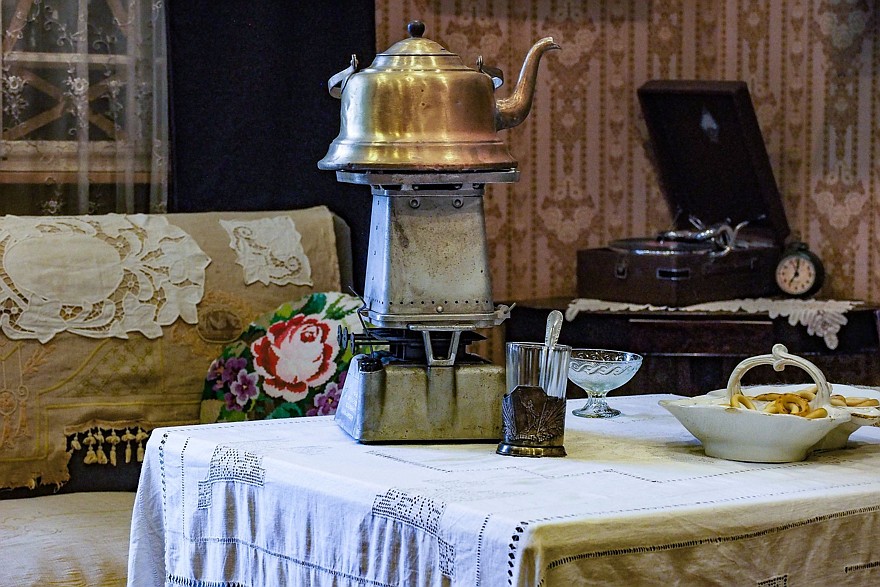 По Волоколамскому шоссе: первая ГЭС, две усадьбы и «штурмгешутц»