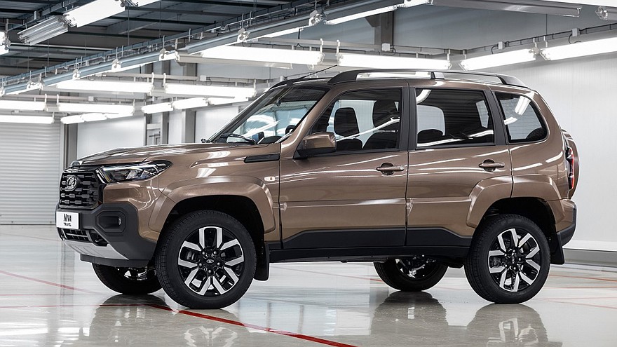 Обновлённый внедорожник Lada Niva Travel обзавёлся ценником