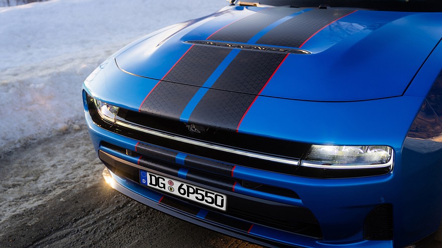 На фото: Dodge Charger