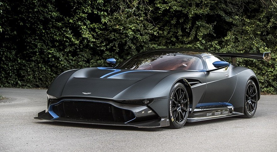 На фото: Aston Martin Vulcan