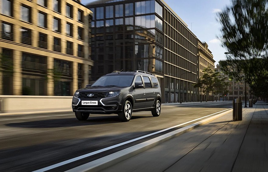 Новые автомобили Lada впервые представлены в «Хватамбе» на Авито