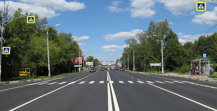 На фото: Старосимферопольское шоссе (Чеховский район)