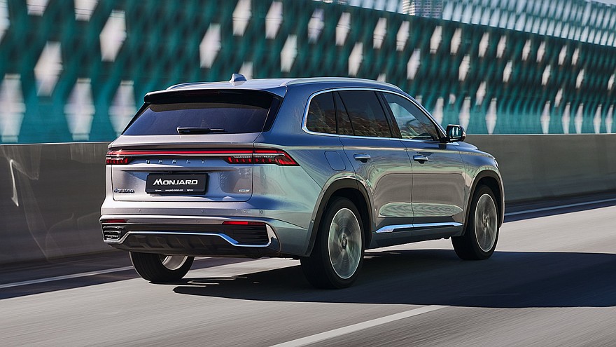 Салон Geely Monjaro