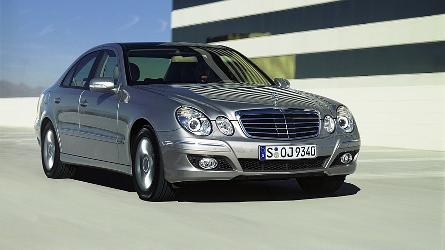 На фото: Mercedes-Benz (W211) '2006–09
