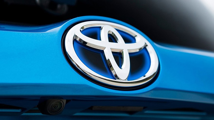 Toyota-RAV4_Hybrid-2016-1600-33