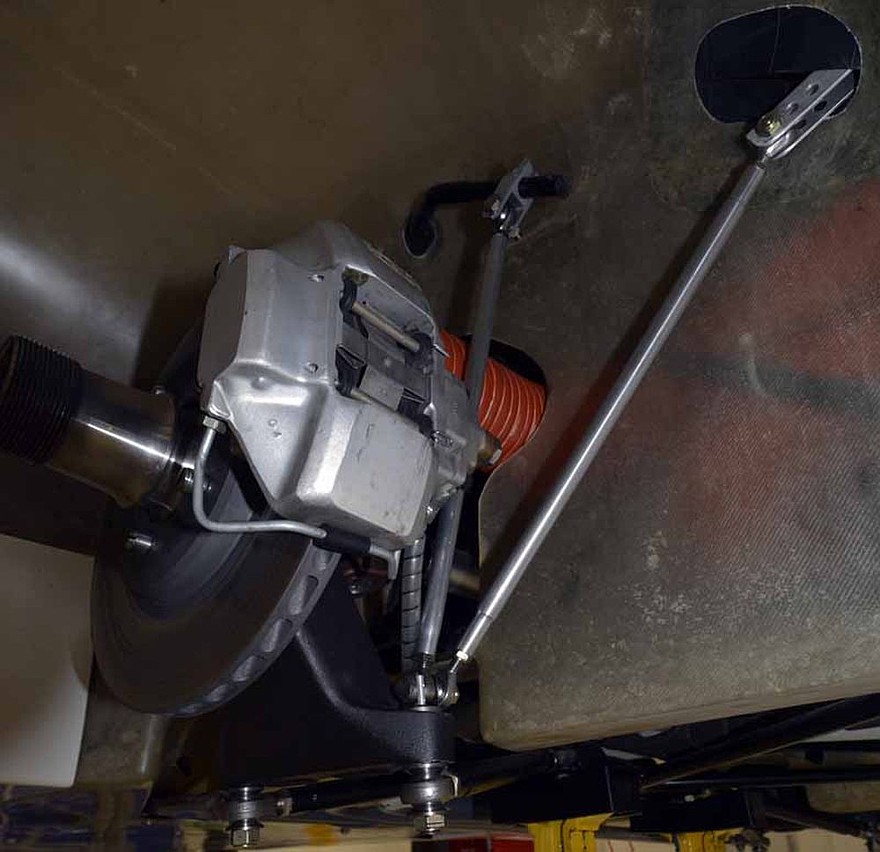 Porsche 917: убить пилота, унизить конкурентов, попасть под запрет и всё же стать легендой