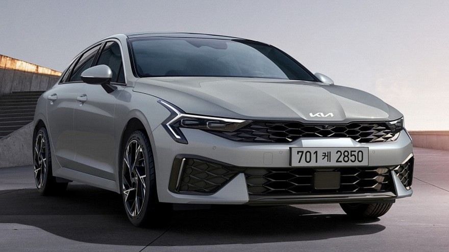 Нынешний Kia K5 после первого рестайлига