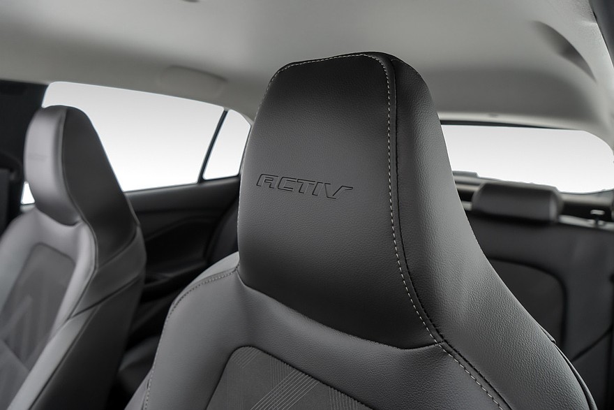 Chevrolet Onix Activ