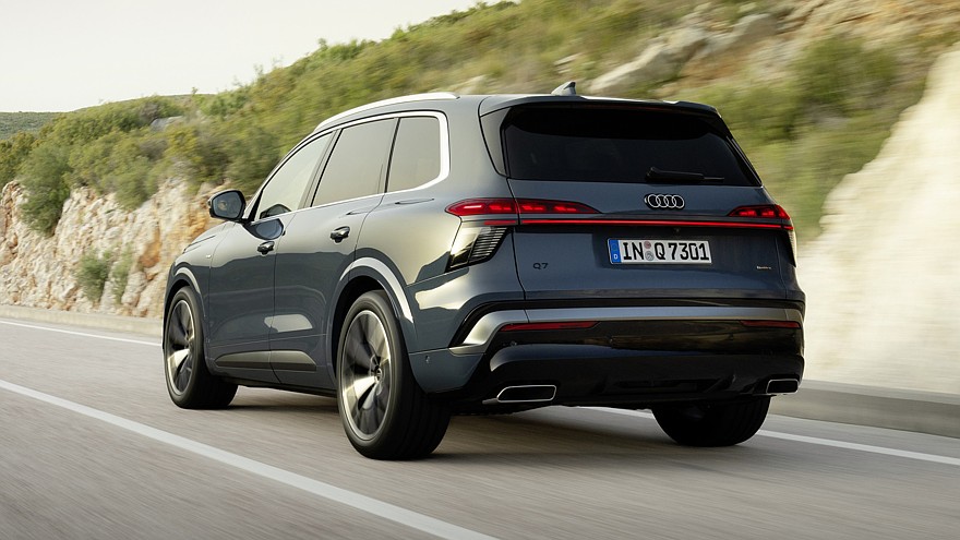 На фото: Audi Q7 третьего поколения
