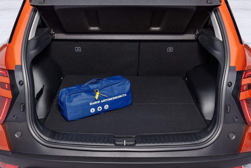 Электронные системы и панорамная крыша: изучаем комплектации Solaris HC