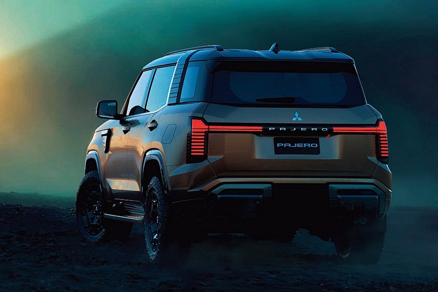 Топовый Mitsubishi Pajero для Японии