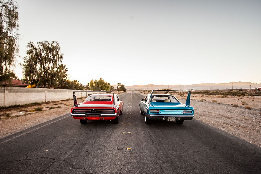 Огромные крылья победы: Dodge Charger Daytona и Plymouth Superbird33