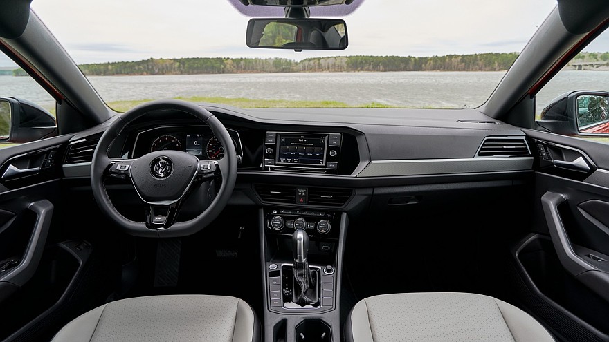 Volkswagen Jetta R-Line '2019