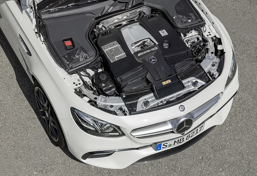 Das neue Mercedes-AMG E 63 4MATIC+ T-Modell und E 63 S 4MATIC+ T-Modell: Dynamik trifft Raum und Intelligenz