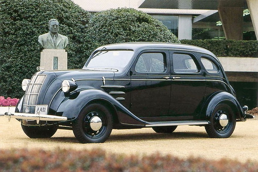 Toyota AA. Фото: autowp.ru