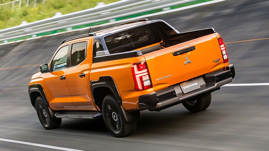 Mitsubishi Triton для Японии