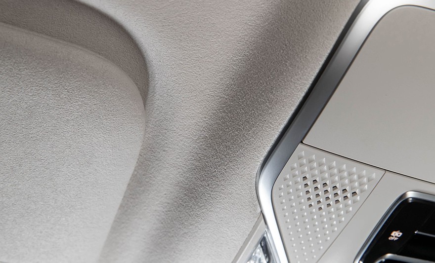 Крылатые габариты, немного эвкалипта и сила пользовательских настроек: тест-драйв Hongqi HS7