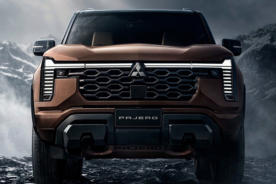 Новый Mitsubishi Pajero для Таиланда, топ-версия Super Exceed