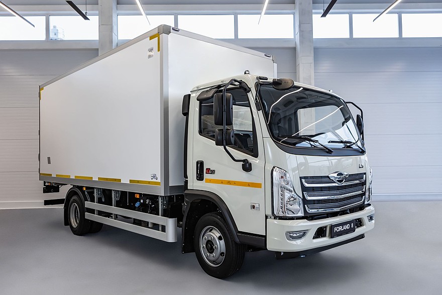 Пресс-масленки, «камень» и матрасик: тест-драйв Forland 8