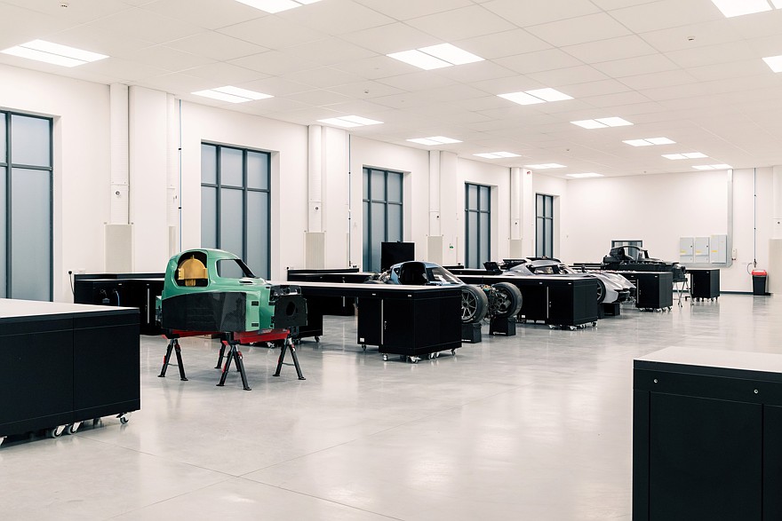 Фабрика McMurtry Automotive в Уоттон-андер-Эдж