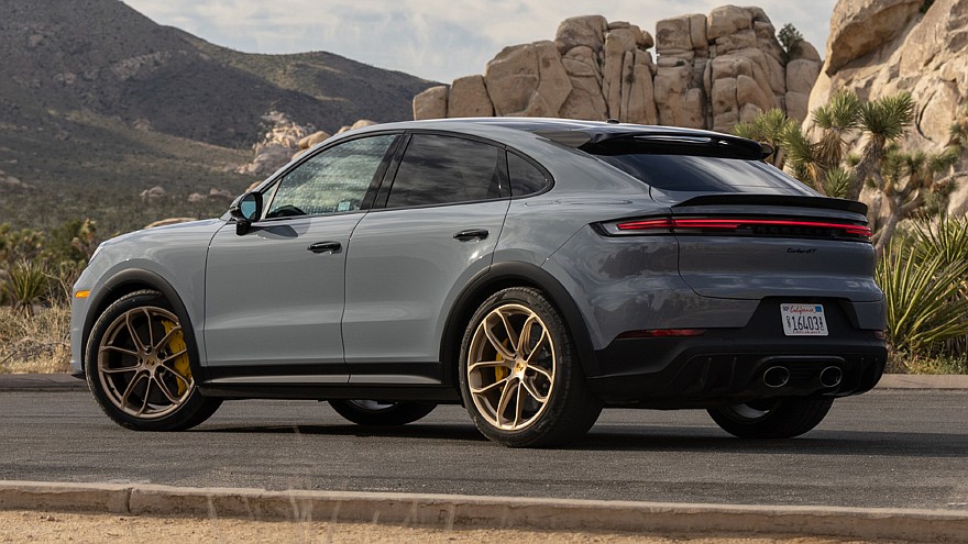 Нынешний бензиновый Porsche Cayenne Coupe Turbo GT