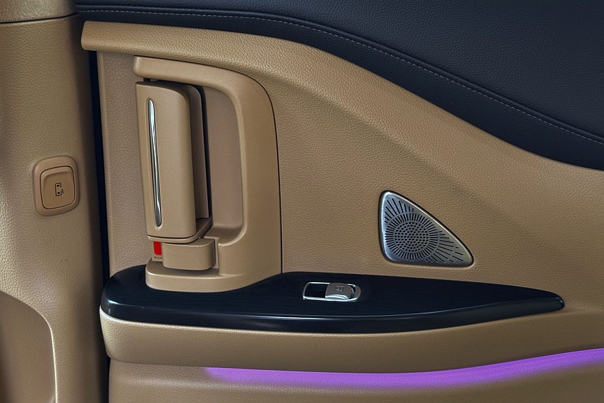 У нас есть премиальный минивэн дома: тест-драйв Voyah Dream